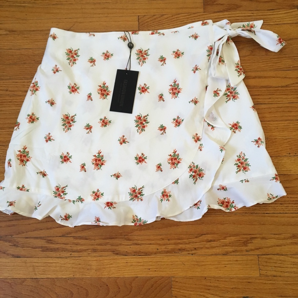 Fashion Union Wrap Front Skirt In Floral